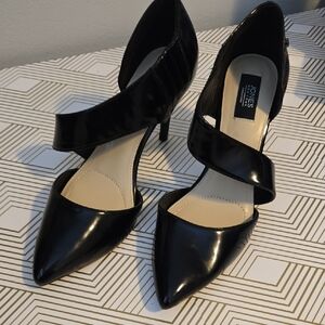 Jones New York Black Heels with Glossy D'Orsay Style